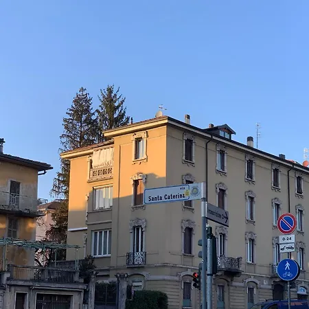 Casa Gregis - Museums Area - 10 Min Walk To Upper Town Apartamento *